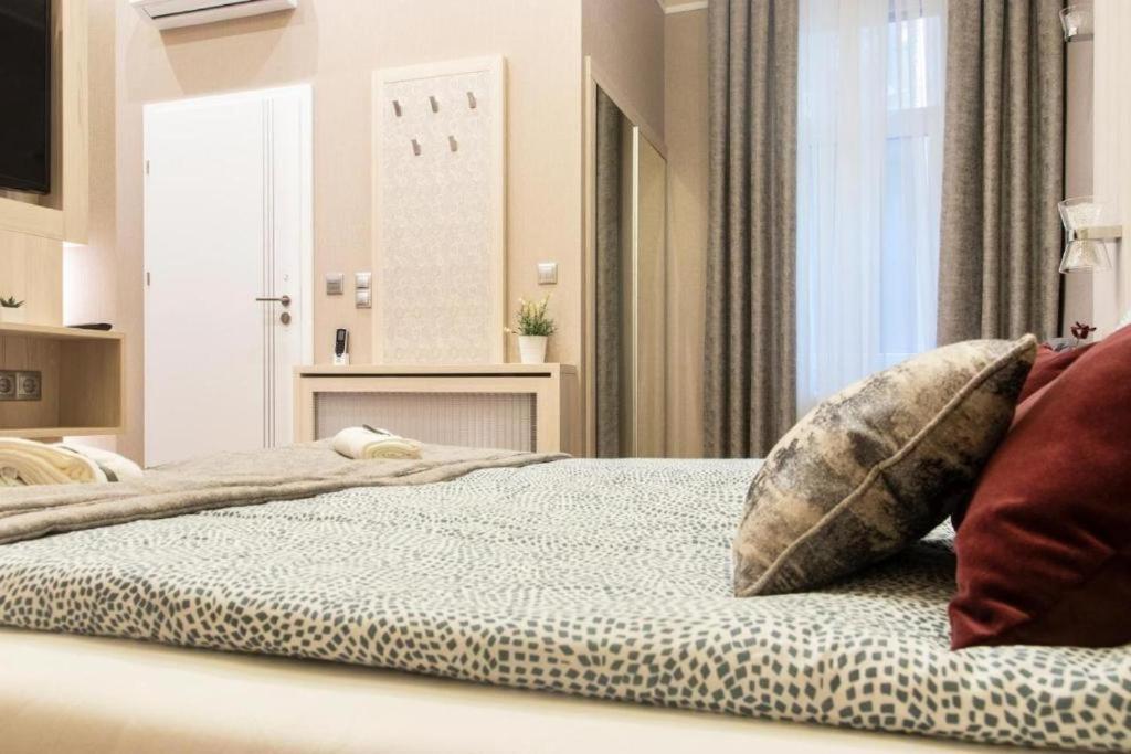 Budapest Revay Apartments Екстер'єр фото