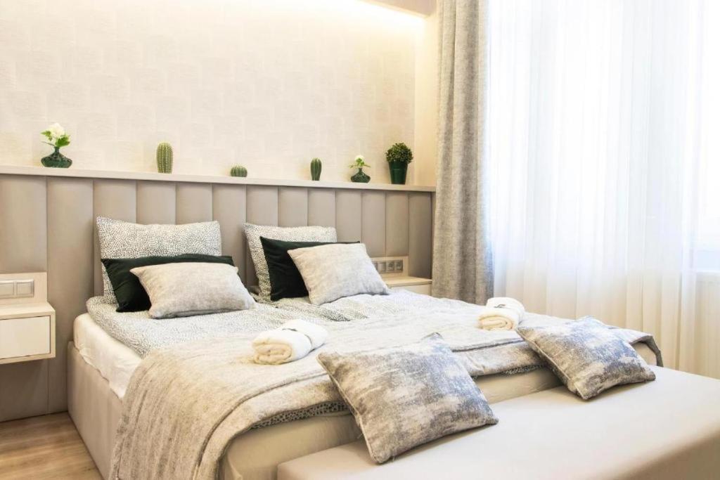 Budapest Revay Apartments Екстер'єр фото